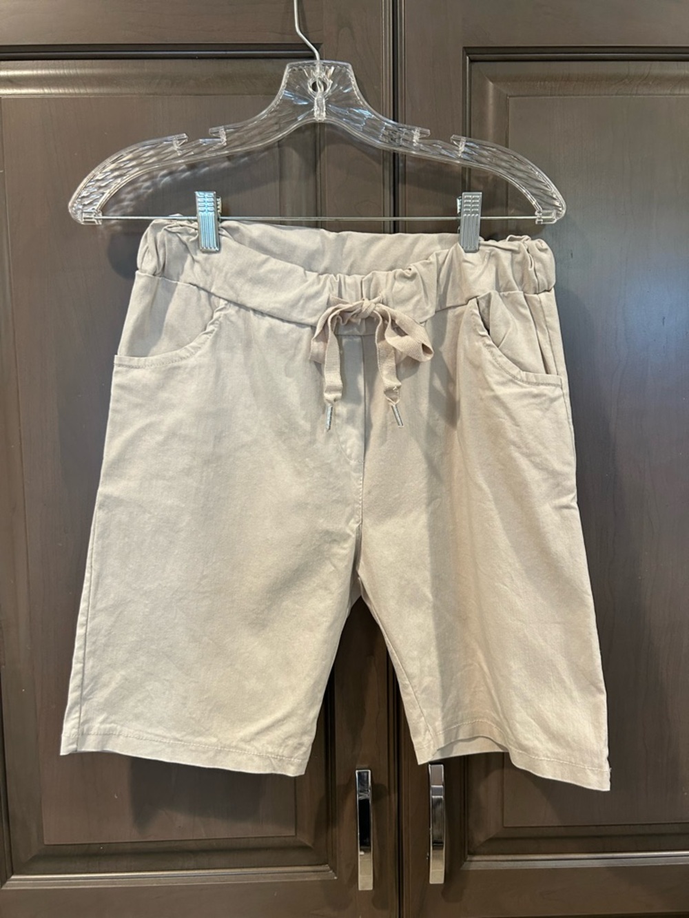 Brand Bazar Bermuda Shorts in Tan, OS